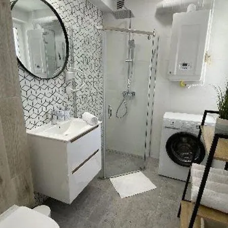 Apartament Ground Floor For 5 People, Dar Owko Darłowo